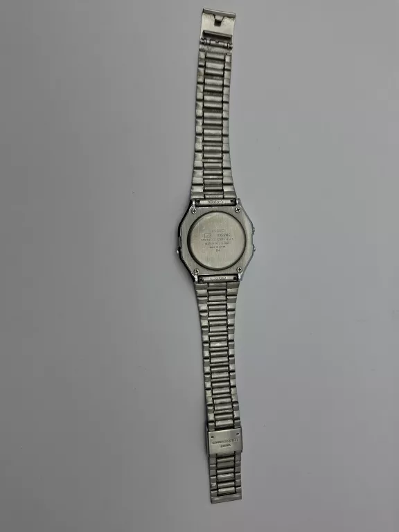 ZEGAREK VINTAGE ELEKTRONICZNY RETRO KLASYK Z64