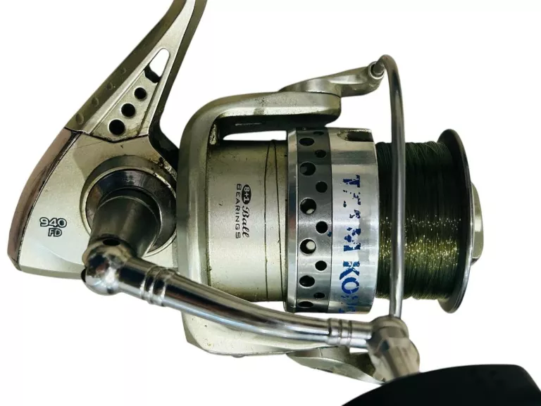 SPINNING RUMPOL VICTOR 2,7M 10-30G +KOŁOWROTEK TEAM KONGER 930 FD