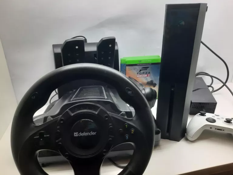 KONSOLA XBOX ONE +PAD+KIEROWNICA +GRY