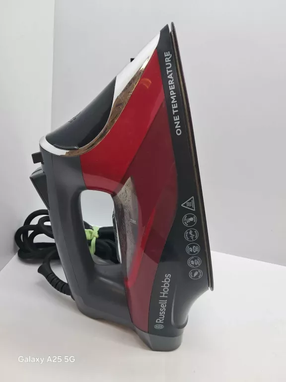 ŻELAZKO PAROWE RUSSELL HOBBS 25090-56