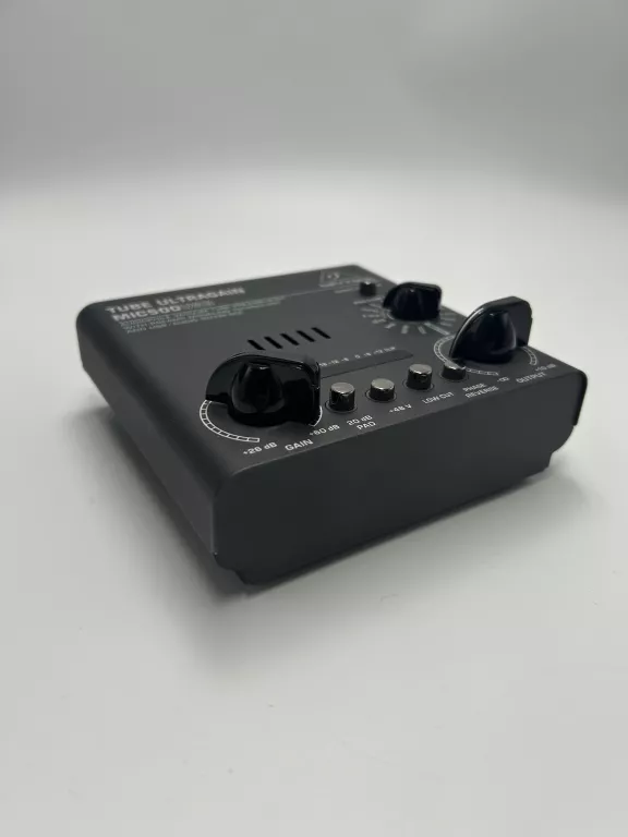 PRZEDWZMACNIACZ MIKROFONOWY LAMPOWY BEHRINGER MIC500USB