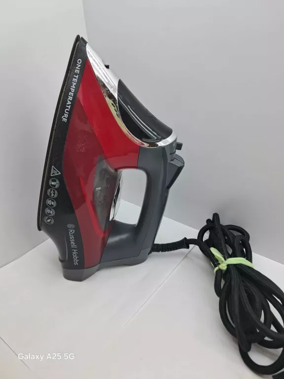 ŻELAZKO PAROWE RUSSELL HOBBS 25090-56