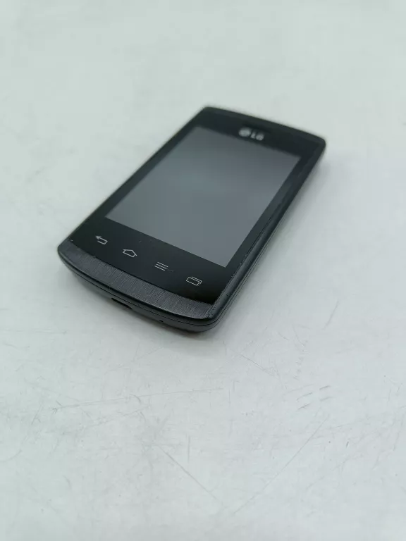 TELEFON LG E410I !!OPIS!!