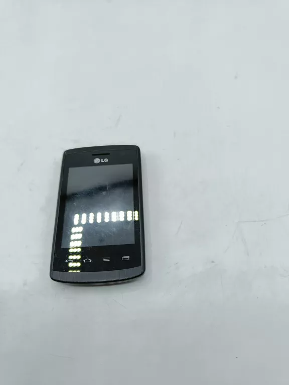 TELEFON LG E410I !!OPIS!!
