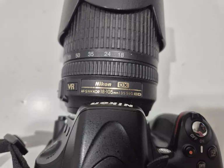 NIKON D5100 NIKKOR 18-105 22974