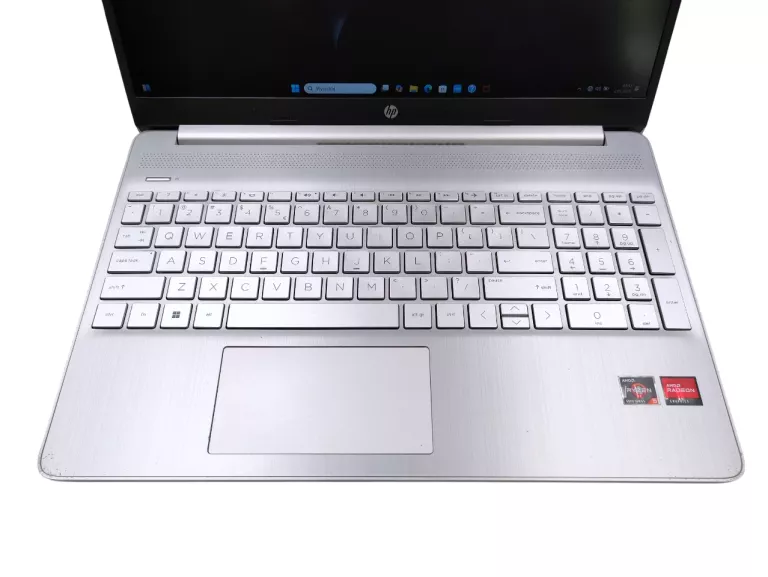 LAPTOP HP 15S-EQ3XXX - RAZEN 5 / 8GB RAM / 512 GB SSD /W11