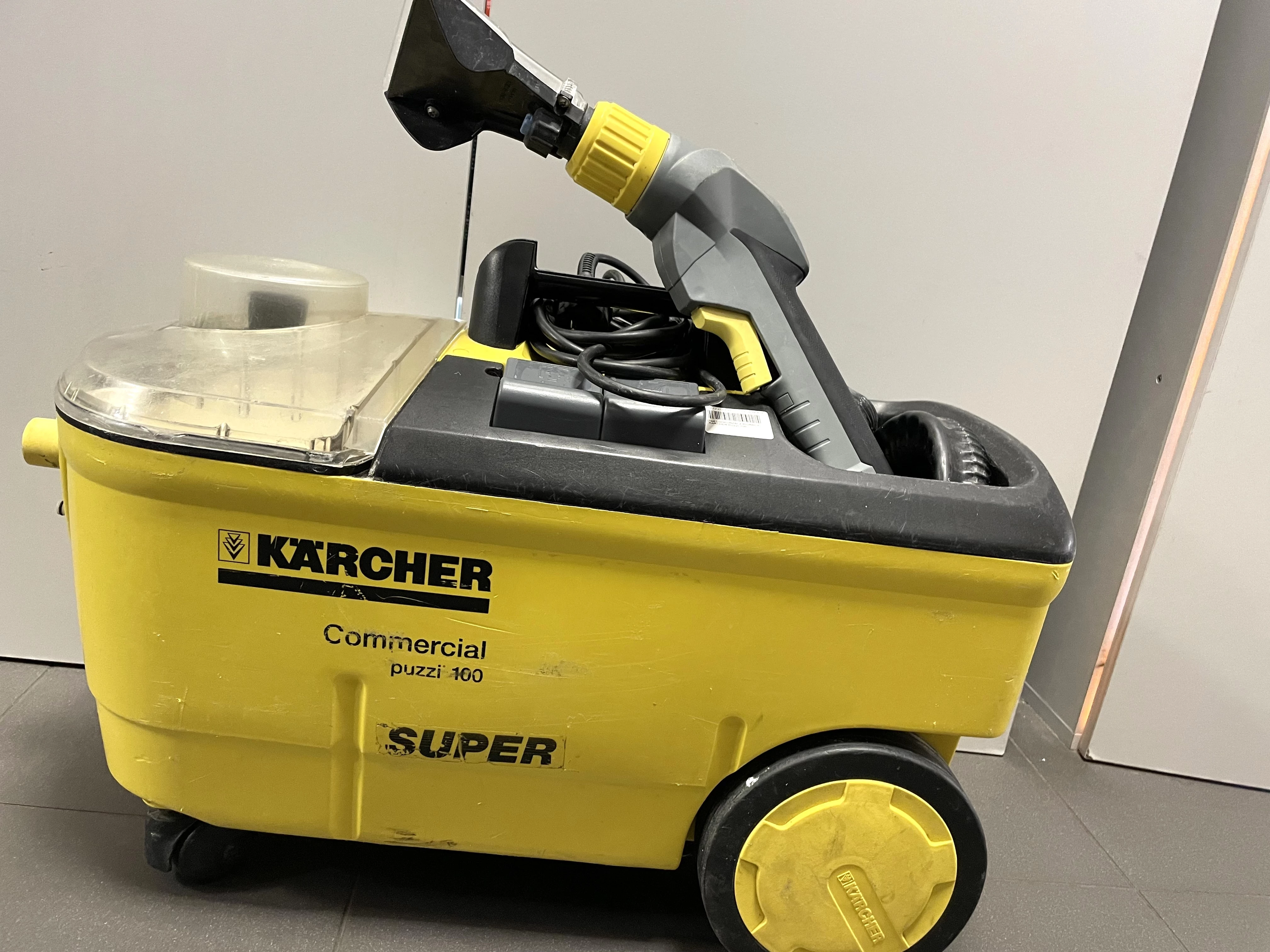 odkurzacz-pioracy-karcher-puzzi-100-opis-osiedle-centrum-d1-krakow