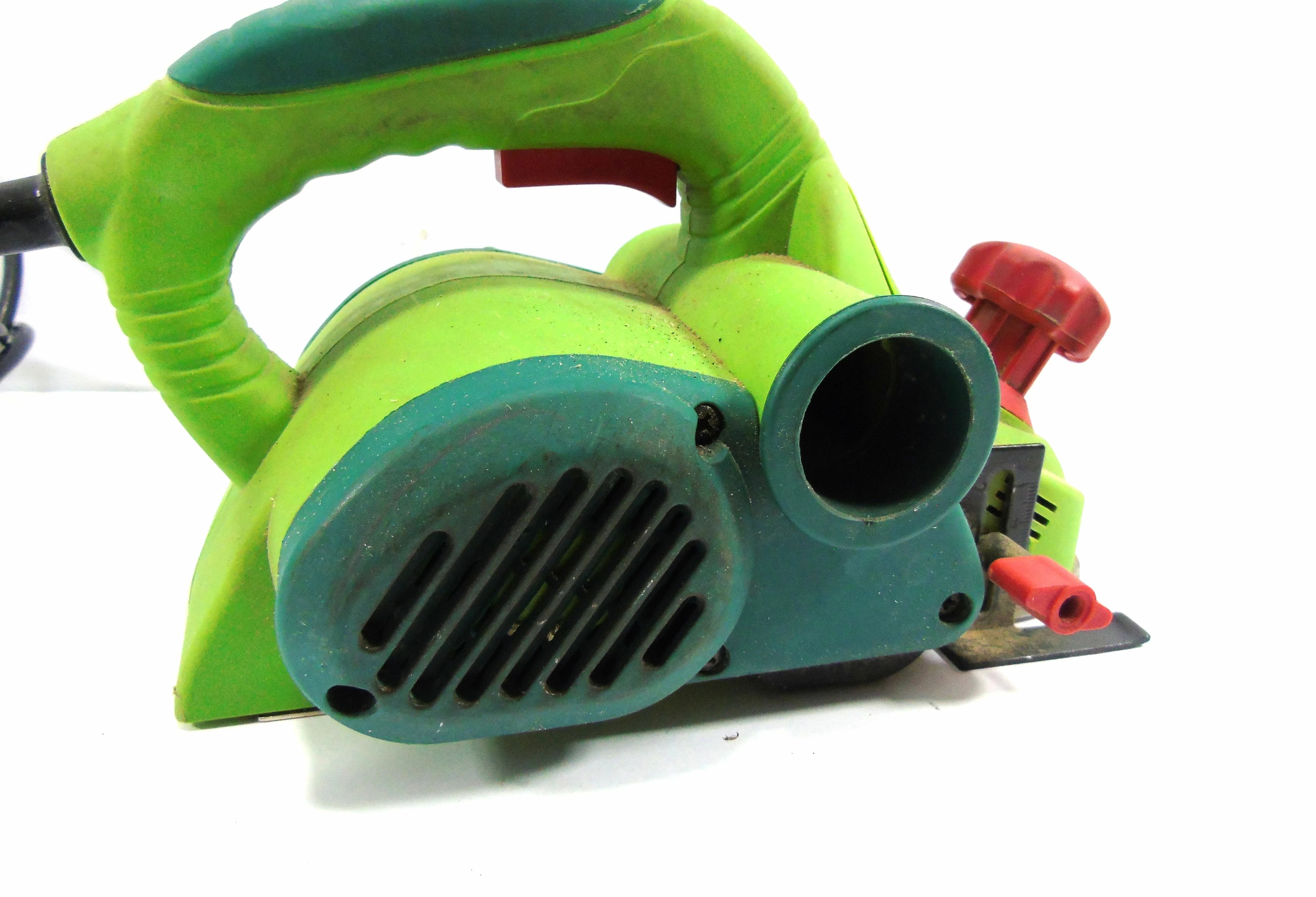 strug-hebel-elektryczny-710w-82mm-verto-52g607-glebokosc-strugania-200