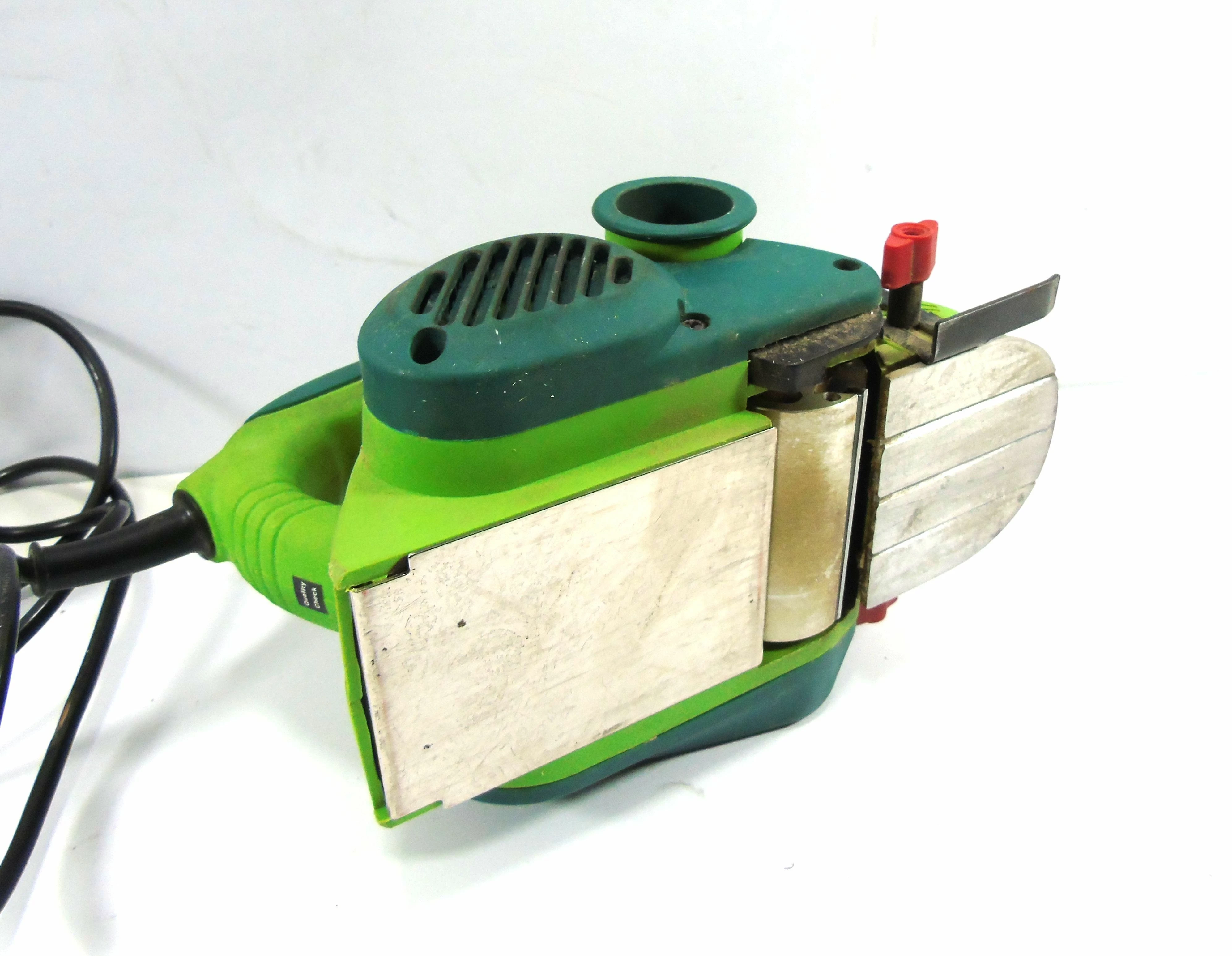 strug-hebel-elektryczny-710w-82mm-verto-52g607-szerokosc-strugania-1100