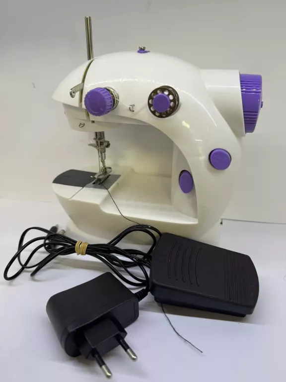 MASZYNA DO SZYCIA BLOW SM-31