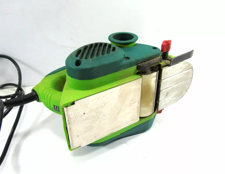 strug-hebel-elektryczny-710w-82mm-verto-52g607-szerokosc-strugania-1100