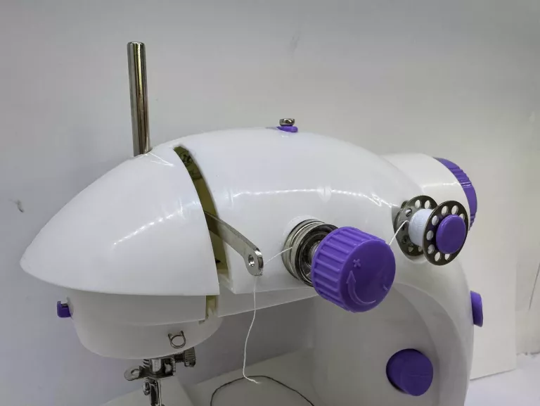 MASZYNA DO SZYCIA BLOW SM-31