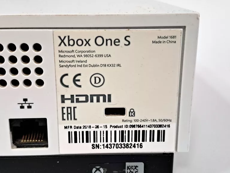 KONSOLA XBOX ONE S 500GB + FC25