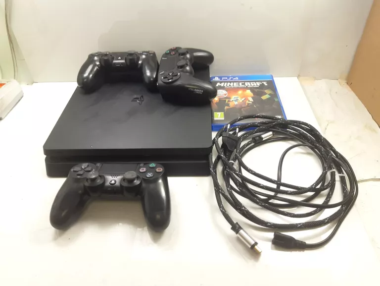 KONSOLA PS4 3 PADY GRA MINECRAFT CUH-2116B