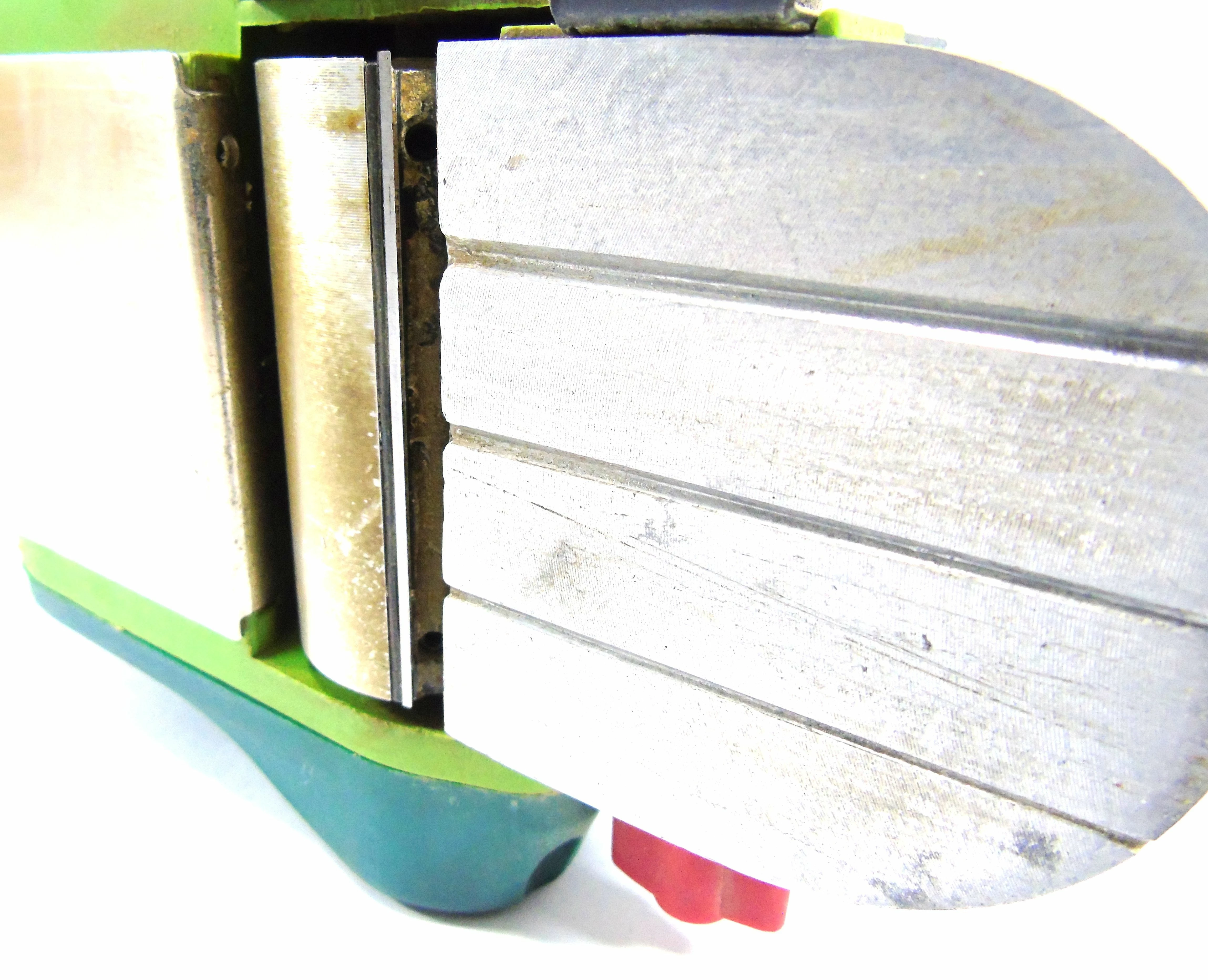 strug-hebel-elektryczny-710w-82mm-verto-52g607-marka-248811-951787