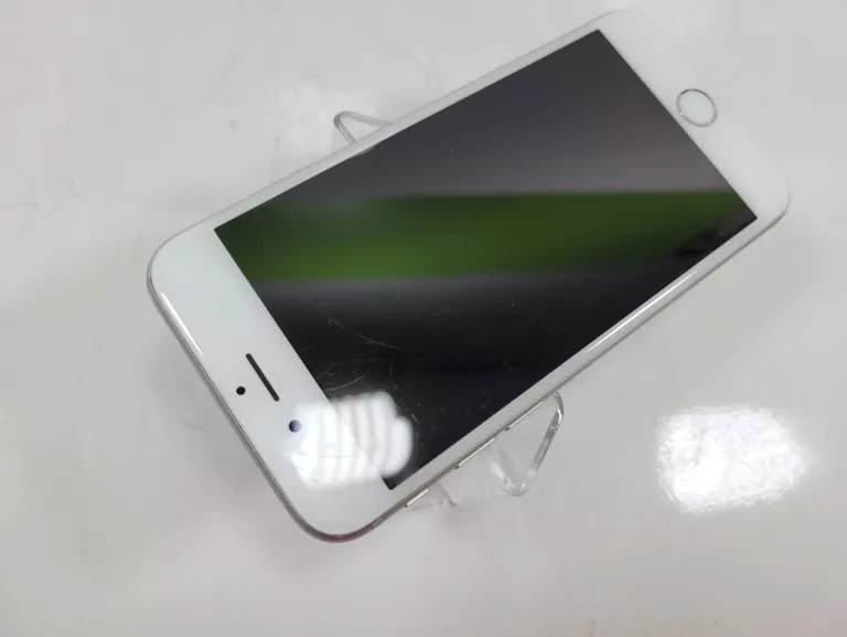 SMARTFON APPLE IPHONE 6S PLUS 2 GB / 128 GB 82%