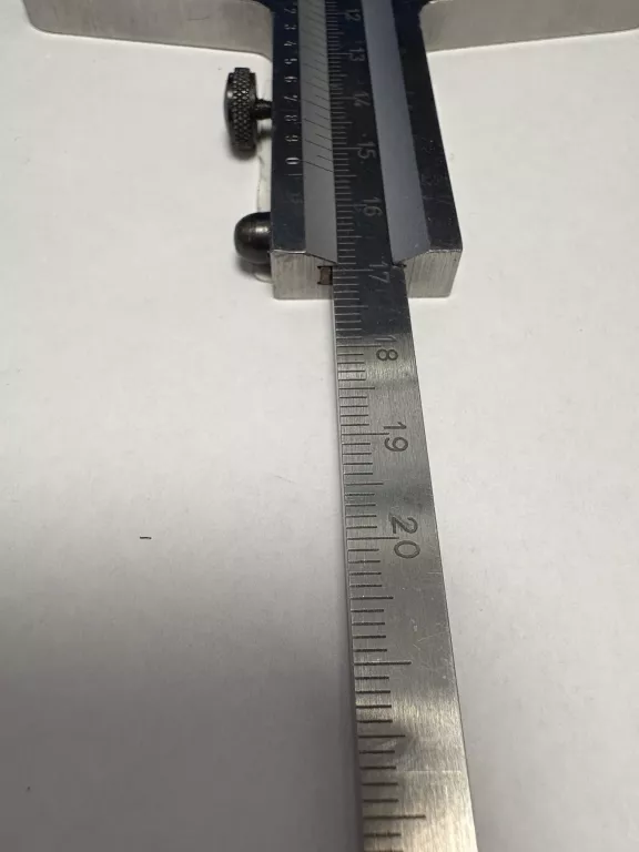 glebokosciomierz-helios-metal-stan-11323-2