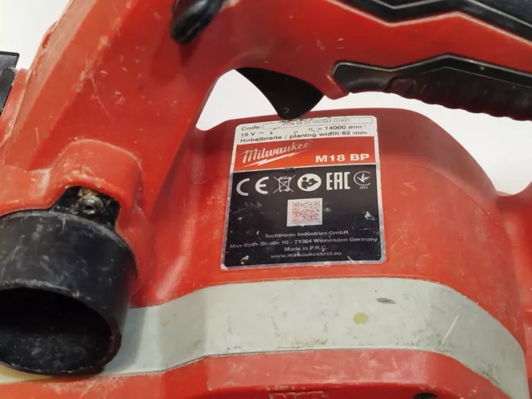 STRUG AKUMULATOROWY MILWAUKEE M18 BP