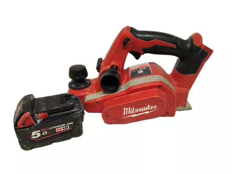 STRUG AKUMULATOROWY MILWAUKEE M18 BP
