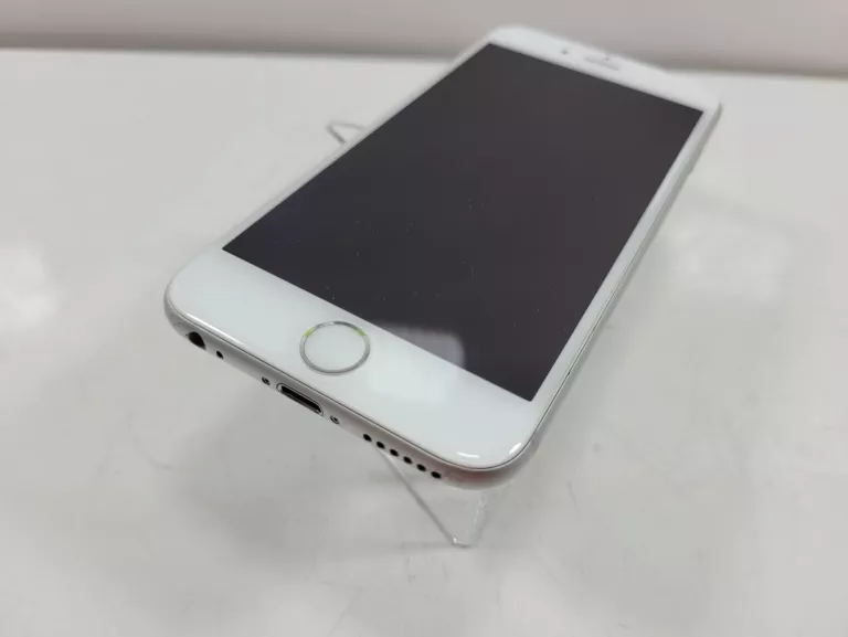 SMARTFON APPLE IPHONE 6S PLUS 2 GB / 128 GB 82%
