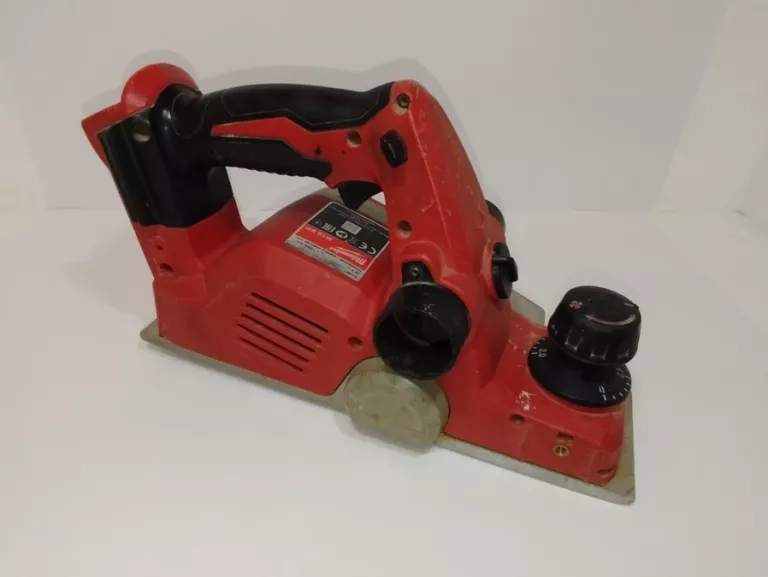 STRUG AKUMULATOROWY MILWAUKEE M18 BP