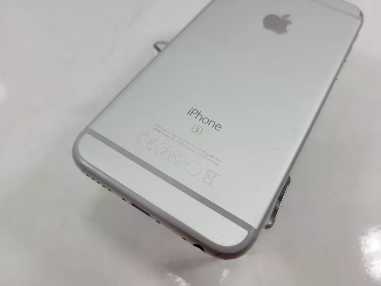 SMARTFON APPLE IPHONE 6S PLUS 2 GB / 128 GB 82%