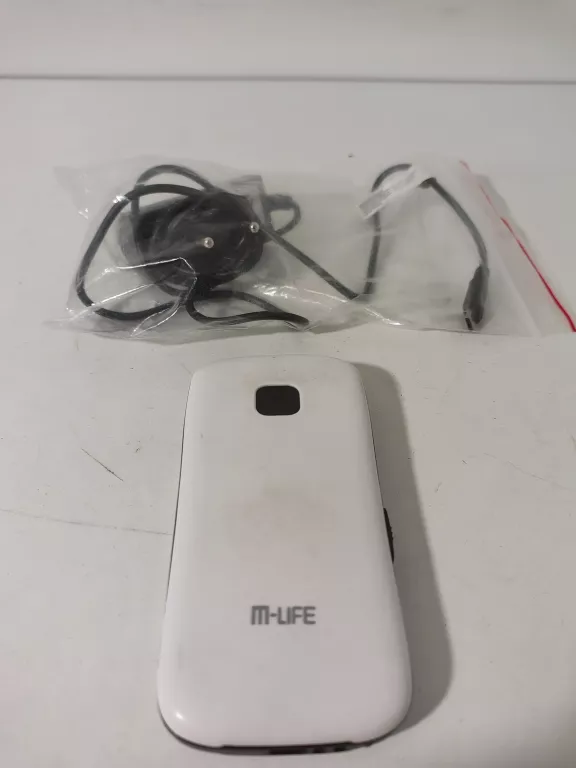 TELEFON M- LIFE DLA SENIORA / ŁADOWARKA