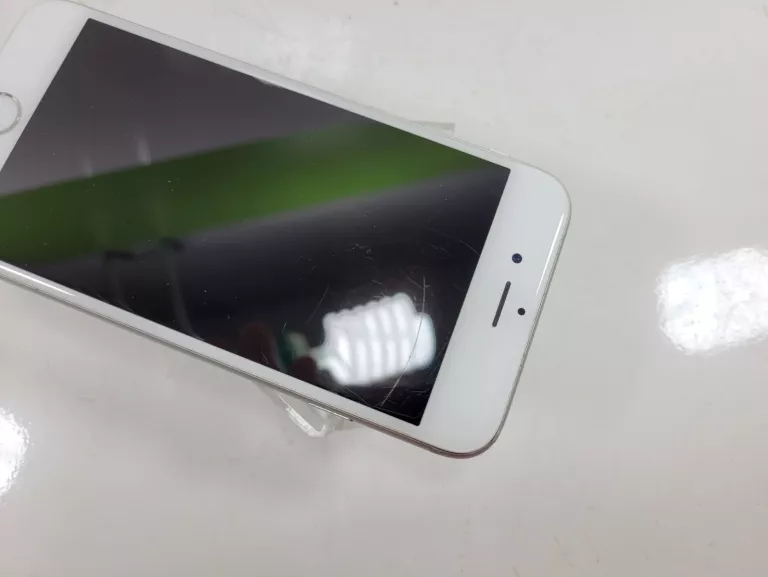 SMARTFON APPLE IPHONE 6S PLUS 2 GB / 128 GB 82%