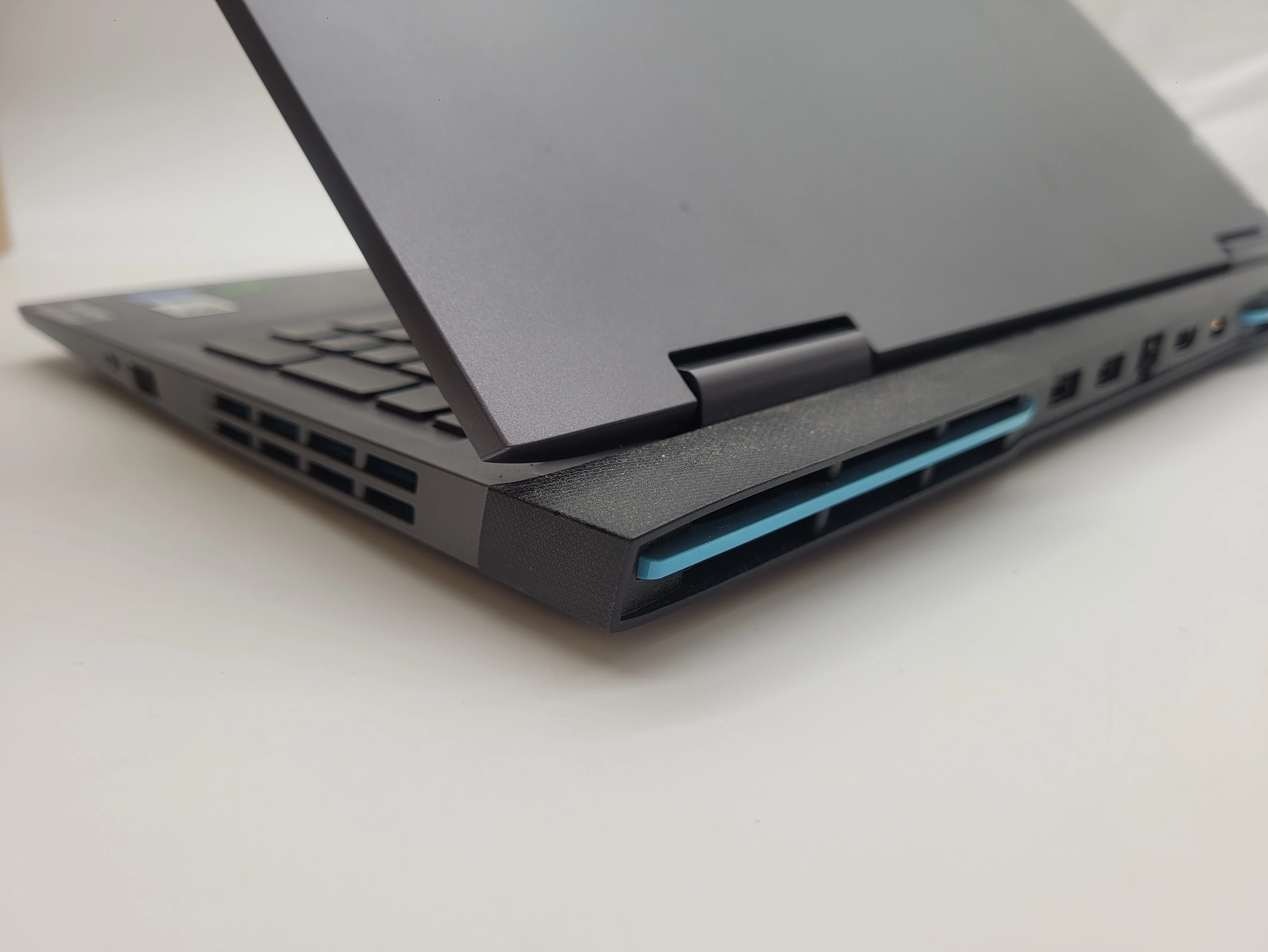 laptop-lenovo-loq-i5-13420h-512gb-ssd-16gb-ram-rtx3050-156-fhd-w11-stan-11323-2