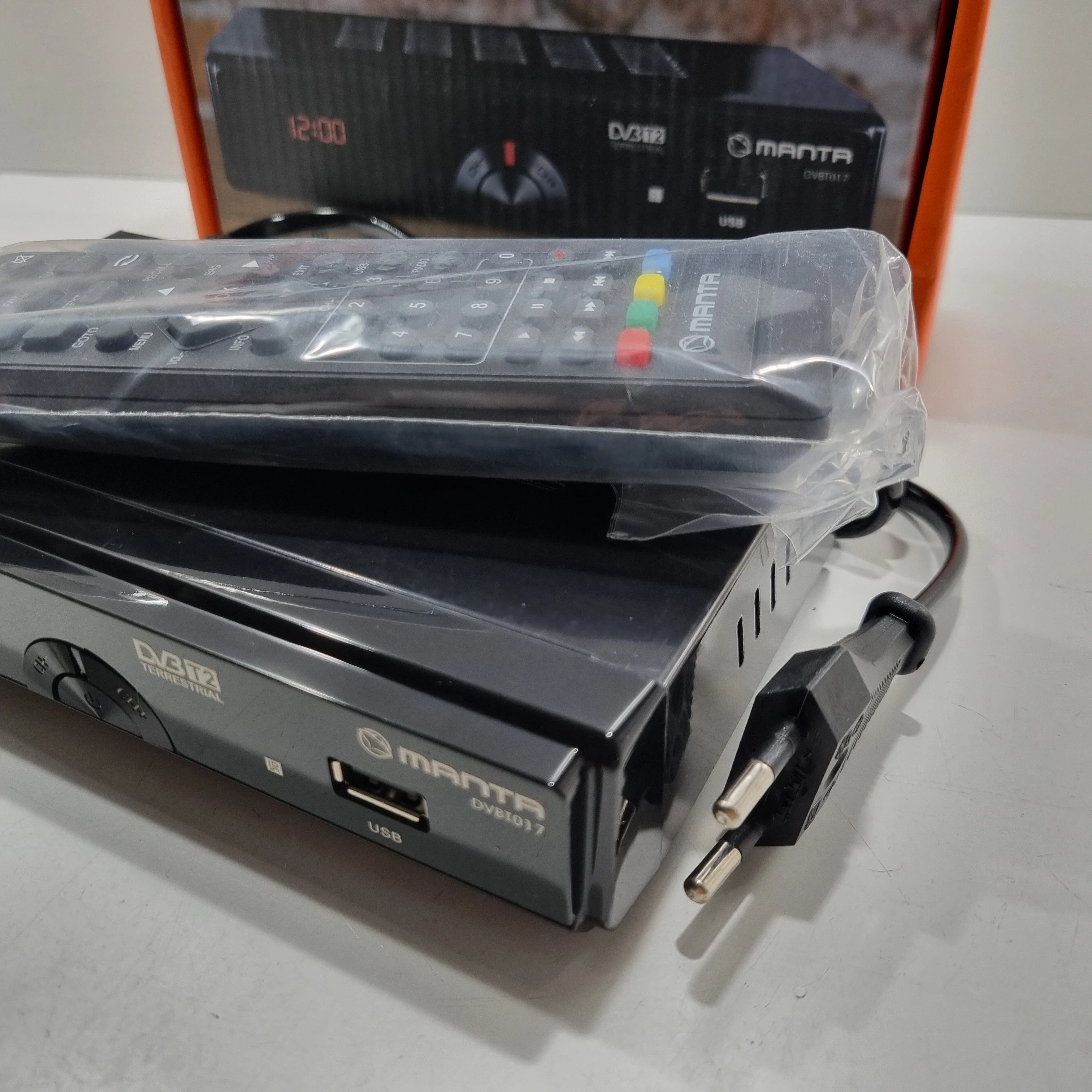 dekoder-manta-dvbt017-pilot-pudelk-jak-nowy-ean-gtin-5902510676773