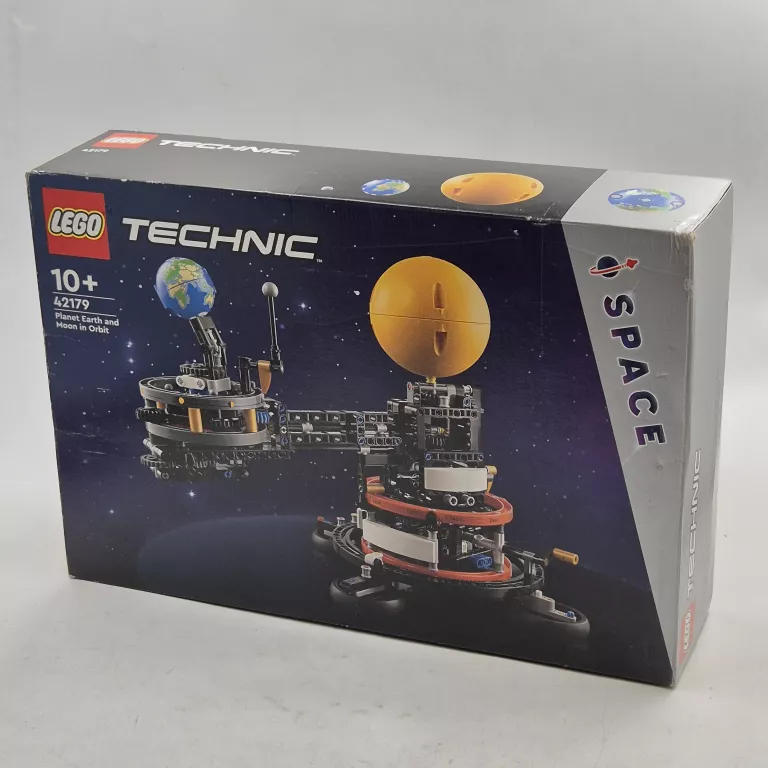 KLOCKI LEGO TECHNIC 42179 ZIEMIA I KSIĘŻYC NA ORBICIE