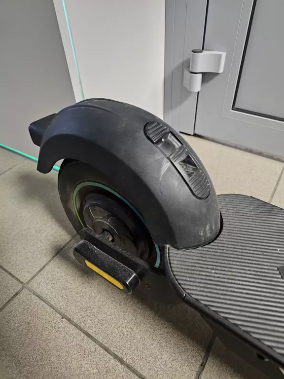 HULAJNOGA ELEKTRYCZNA ACER PREDATOR ADVANCE 60KM 500W AMORTYZACJA 10" CZAR