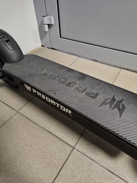 HULAJNOGA ELEKTRYCZNA ACER PREDATOR ADVANCE 60KM 500W AMORTYZACJA 10" CZAR