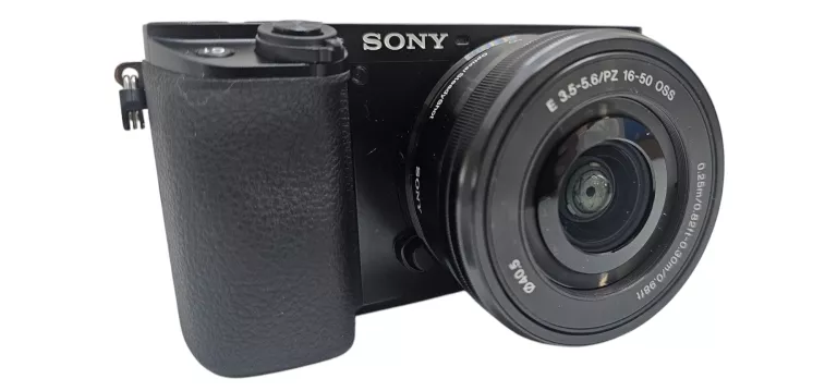 APARAT SONY ALPHA A6100 (ILCE-6100) + OBIEKTYW 16 - 50PZ MM CZARNY