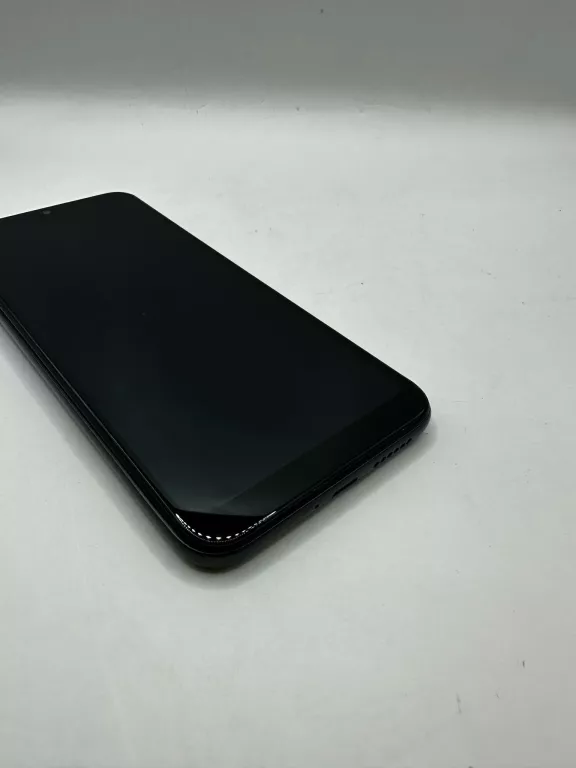 TELEFON MOTOROLA MOTO E6 PLUS 4/64 GB