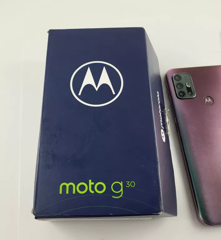 TELEFON MOTOROLA G30