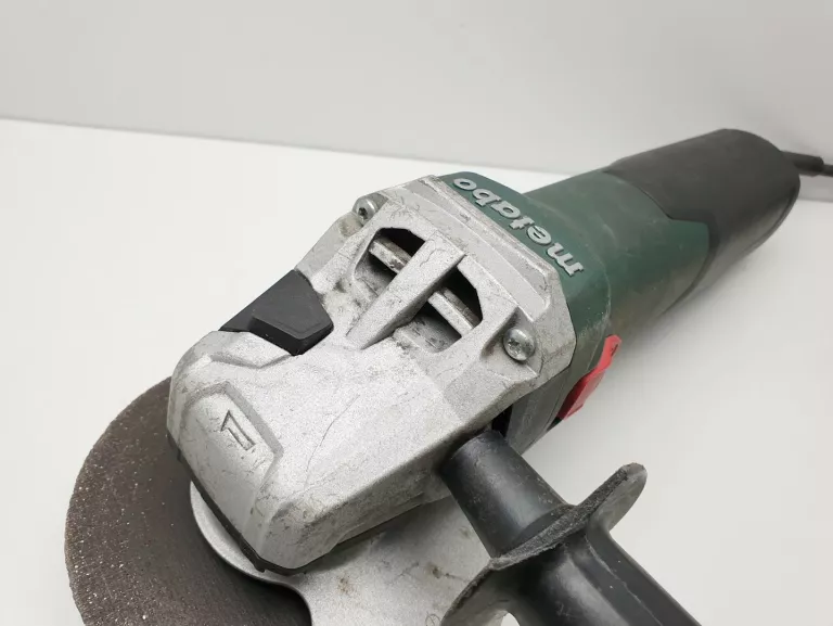 SZLIFIERKA KĄTOWA METABO 900W