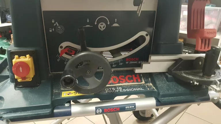 PILARKA STOŁOWA 2100W GTS 10 XC BOSCH ZE STOŁEM GTA 60W