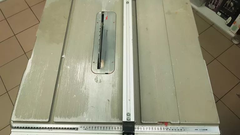 PILARKA STOŁOWA 2100W GTS 10 XC BOSCH ZE STOŁEM GTA 60W