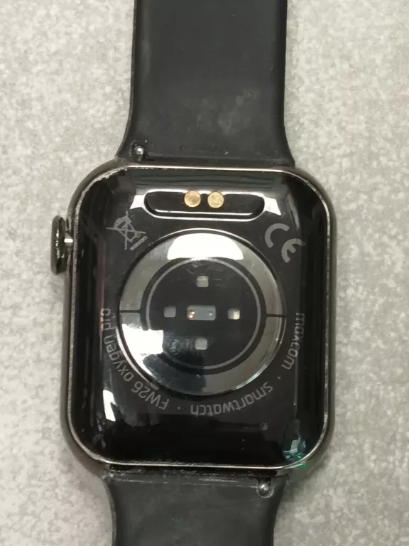 SMARTWATCH MAXCOM FW26