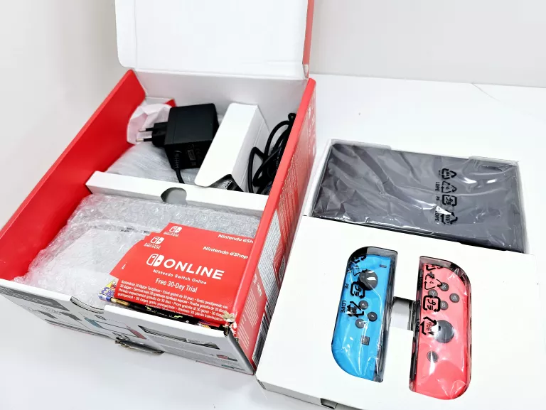 KONSOLA KONSOLA NINTENDO SWITCH OLED NEON RED/BLUE