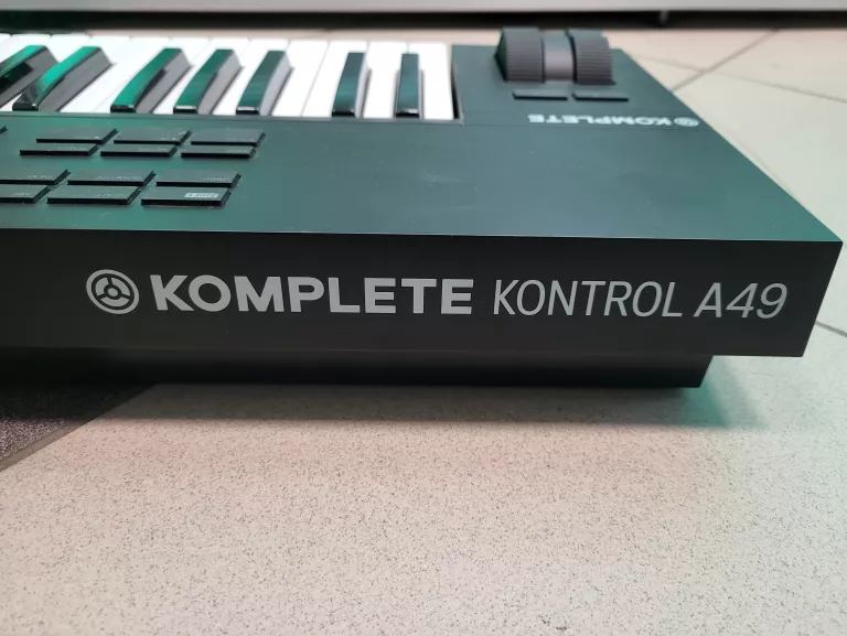 NATIVE INSTRUMENTS KOMPLETE KONTROL A49
