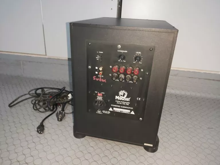 SUBWOOFER AKTYWNY MAGNAT 145 706 + PRZEWODY