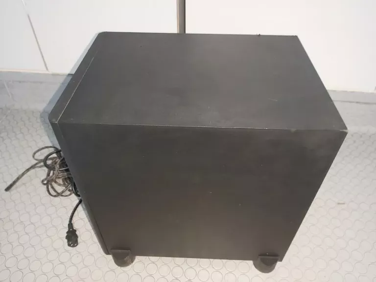 SUBWOOFER AKTYWNY MAGNAT 145 706 + PRZEWODY