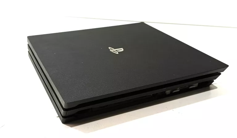KONSOLA PS4 PRO CUH-7116B 1TB