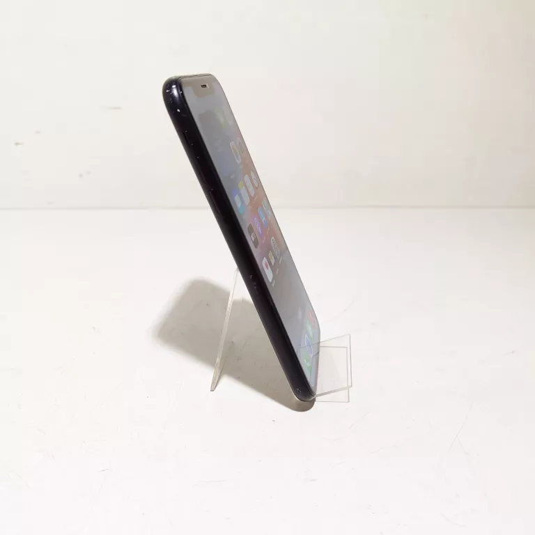 TELEFON IPHONE XR 64GB