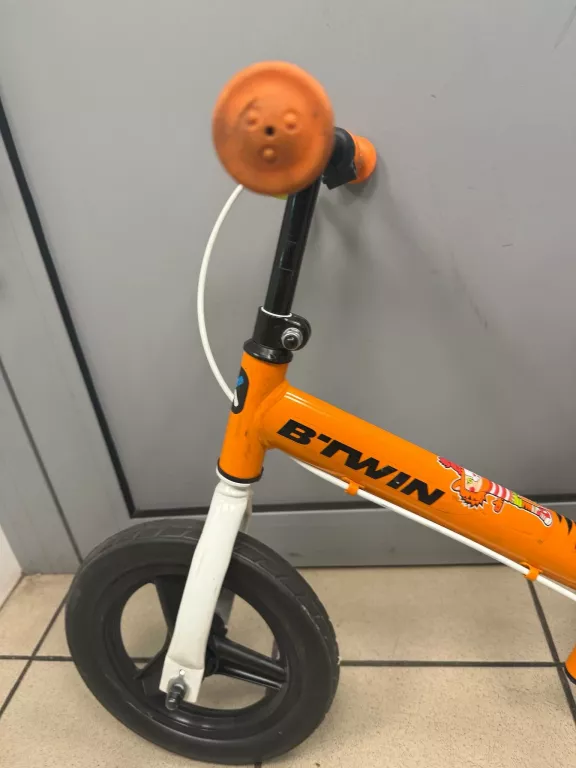 BTWIN ROWEREK BIEGOWY POMARANCZOWY