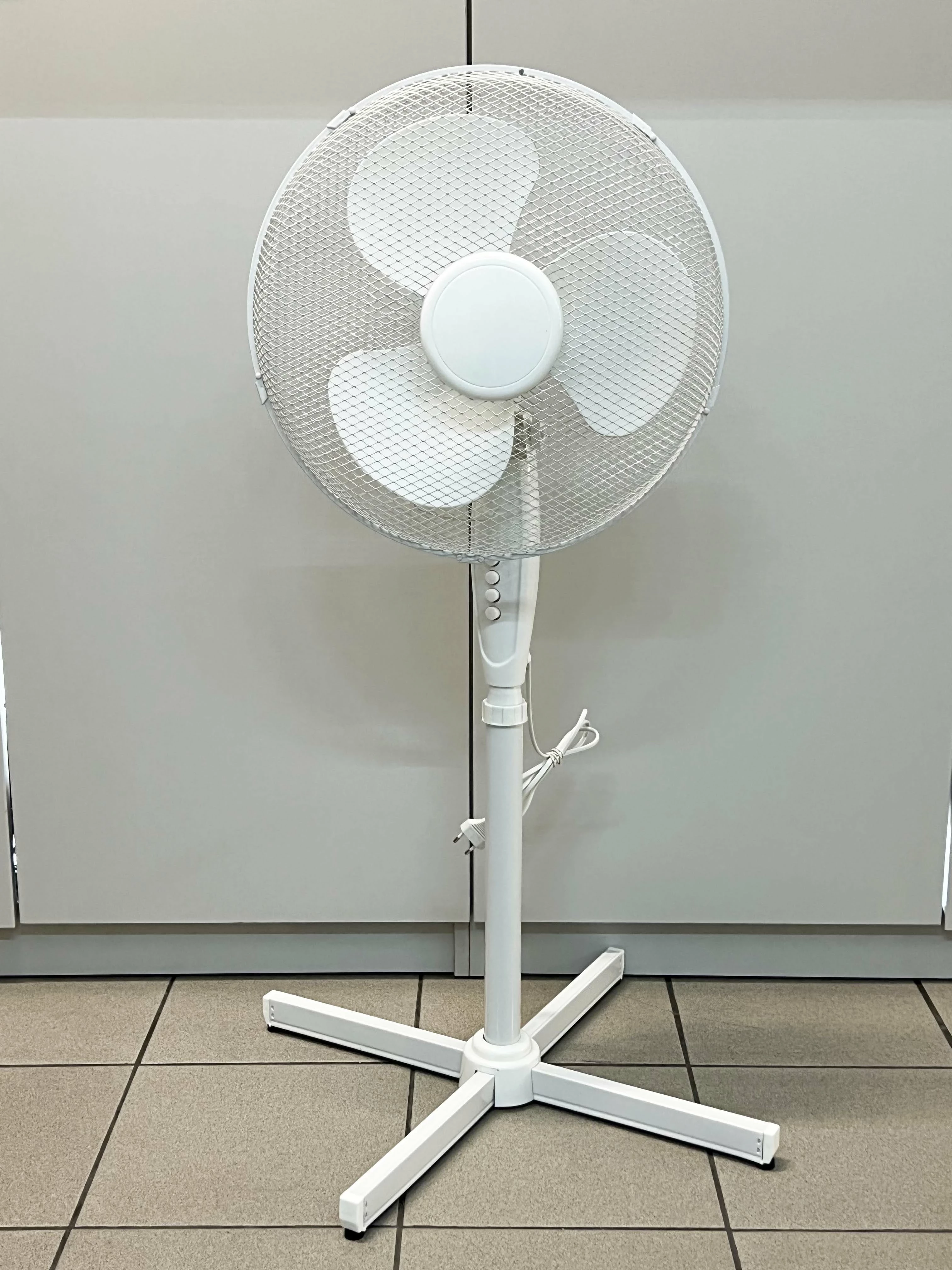 wentylator-podlogowy-jysk-kolor-dominujacy-129357-2