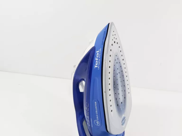 ŻELAZKO PAROWE TEFAL ULTRAGLISS ANTI-CALC FV4967