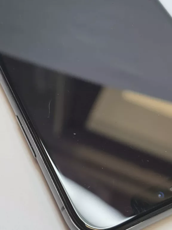 iphone-x-256gb-89bat-cichy-glosnik-rozmow-system-operacyjny-4388-7